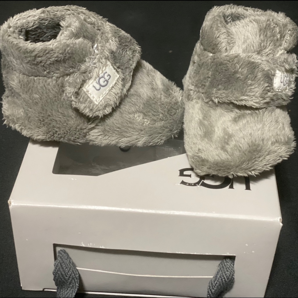 Ugg